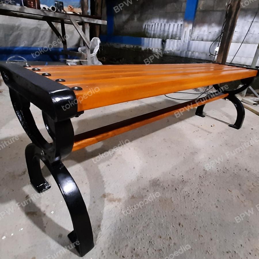 30dea201-f6de-48ee-a725-85df10fa2ff4